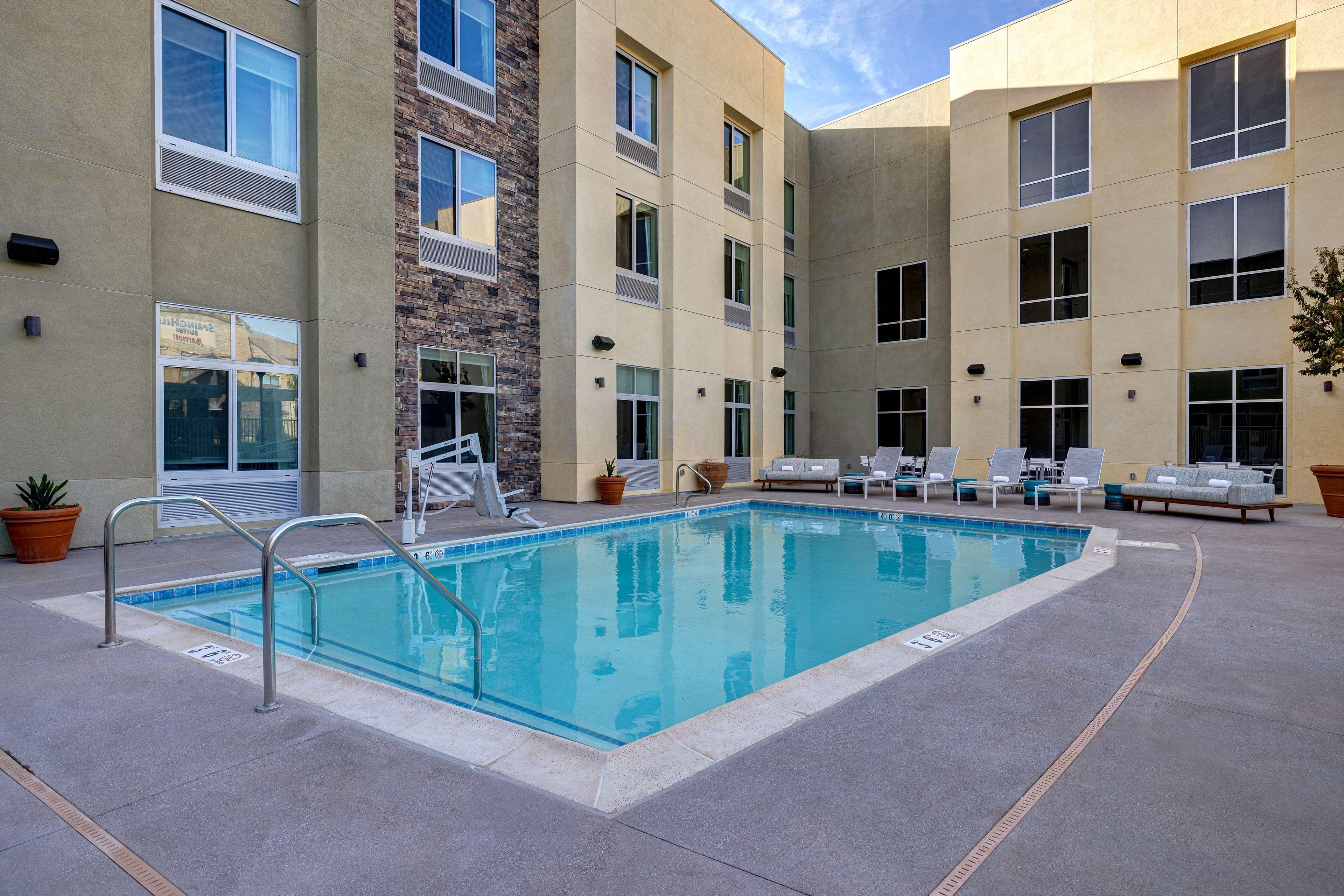 Hilton Garden Inn Temecula Eksteriør bilde